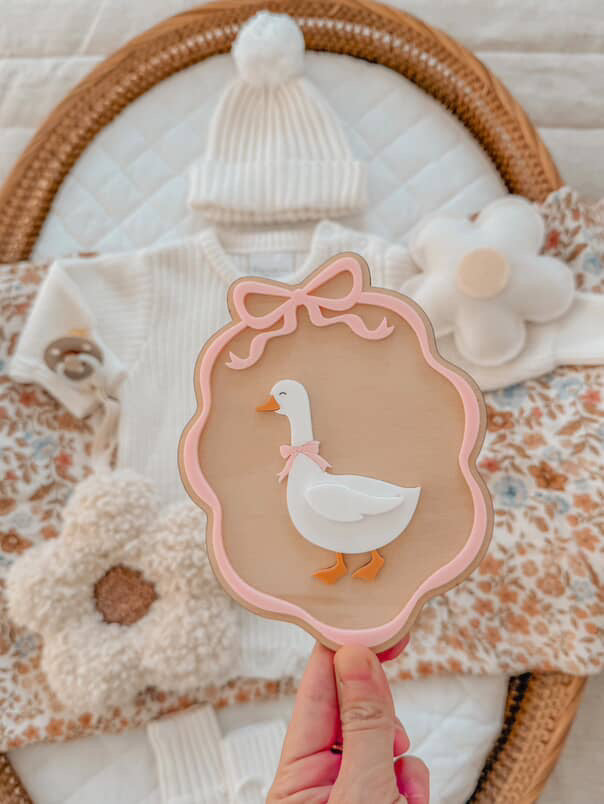 Hello, I’m Goldie – Goose Plaque